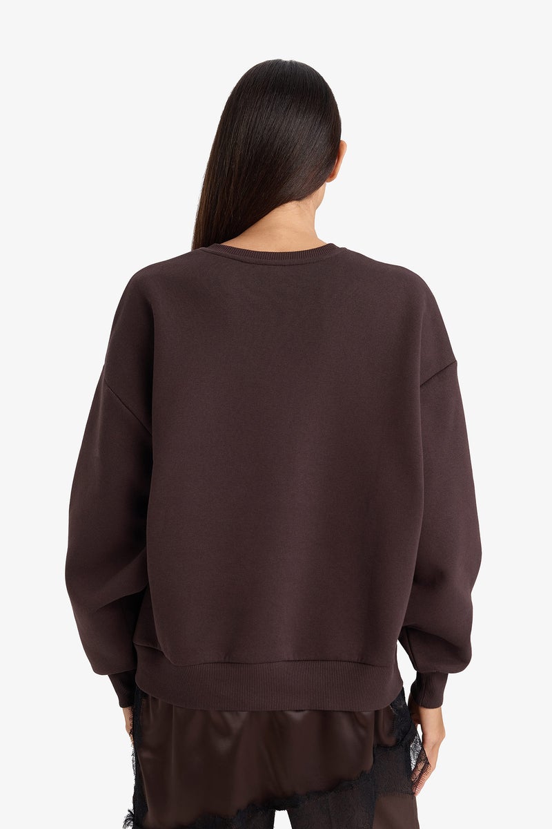 ديفاكتو سويت شيرت قصة مريحة بتفاصيل دانتيل - Image 5